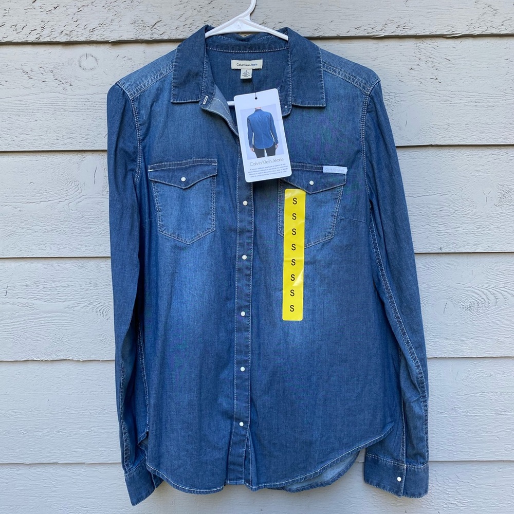 CALVIN KLEIN Button down top